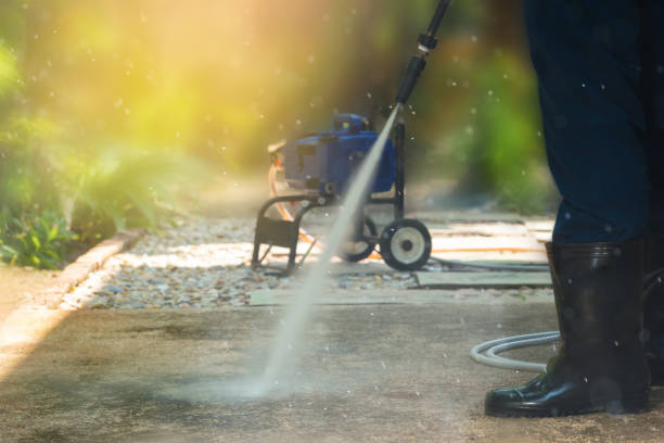 Best Gas Station Cleaning  in Crowley, TX